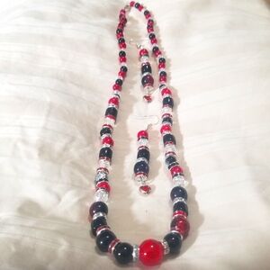 NWT Handcrafte Black /Red/ Clear Acrylic Glass Beaded Necklace and Earrings Set.